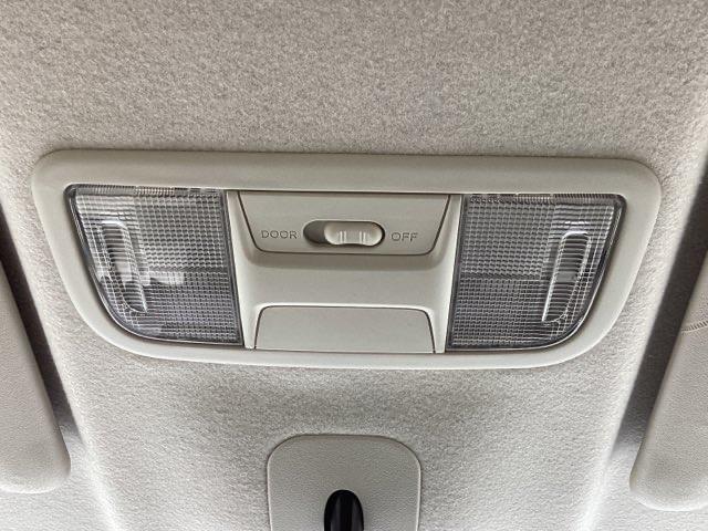 Ｎ－ＢＯＸ Ｇ・Ｌホンダセンシング　ナビ　フルセグ　リヤカメラ　ＶＳＡ付　スマートキー・プッシュスタート　ＡＣ　禁煙　バックアイカメラ　ＥＴＣ車載器　ベンチ　ＬＥＤライト　地デジ　オートクルーズコントロール　エアＢ　シートヒーター（30枚目）