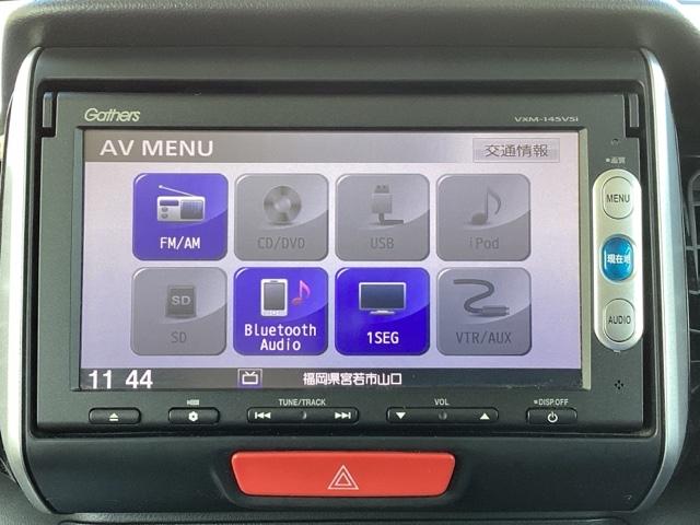 Ｎ－ＢＯＸカスタム Ｇ・Ｌパッケージ　ホンダ純正メモリーナビ　スマ－トキー　ＥＴＣ装備　助手席エアバッグ　横滑り防止機能　整備点検記録簿　ＤＶＤプレーヤー　運転席エアバック　パワーウィンドウ　オートエアコン　両側スライド片側電動ドア　ＰＳ（10枚目）