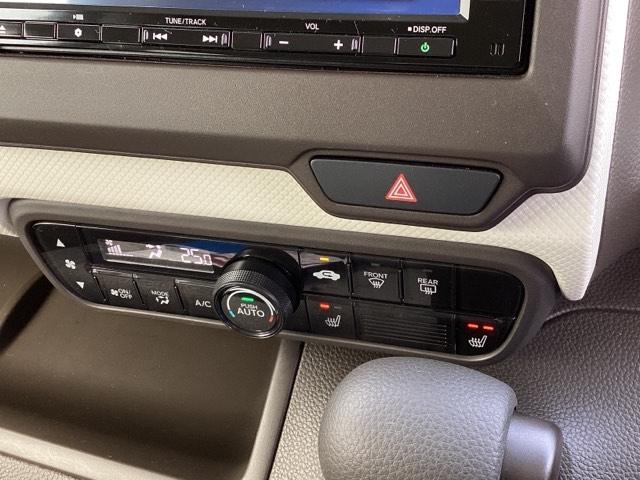 Ｎ－ＢＯＸ Ｌ　ナビ　フルセグ　リヤカメラ　Ｐソナー　レーダーブレーキサポート　アイスト　運転席シートヒーター　禁煙　ＤＶＤ再生可　Ｂモニター　ＬＥＤヘットライト　両側スライド片側電動　整備記録簿　Ｗエアバック　ＰＳ（12枚目）