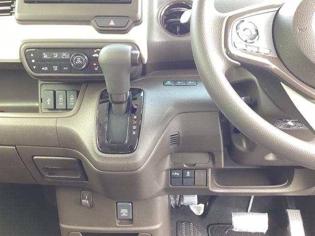 Ｎ－ＢＯＸ Ｌ　ナビ　フルセグ　リヤカメラ　Ｐソナー　レーダーブレーキサポート　アイスト　運転席シートヒーター　禁煙　ＤＶＤ再生可　Ｂモニター　ＬＥＤヘットライト　両側スライド片側電動　整備記録簿　Ｗエアバック　ＰＳ（13枚目）