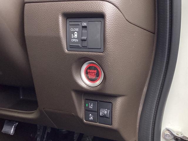 Ｎ－ＢＯＸ Ｌ　ナビ　フルセグ　リヤカメラ　Ｐソナー　レーダーブレーキサポート　アイスト　運転席シートヒーター　禁煙　ＤＶＤ再生可　Ｂモニター　ＬＥＤヘットライト　両側スライド片側電動　整備記録簿　Ｗエアバック　ＰＳ（14枚目）