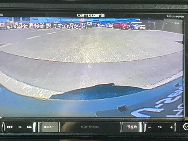 フィット １３Ｇ・Ｌパッケージ　ナビ　フルセグ　リヤカメラ　盗難警報装置　ＥＴＣ付き　アイスト　助手席エアバッグ　サイドＳＲＳ　リモコンキー　インテリキー　横滑り防止機能　Ｂカメ　ＡＵＴＯエアコン　パワーウインドウ　ドラレコ　ＡＢＳ（11枚目）