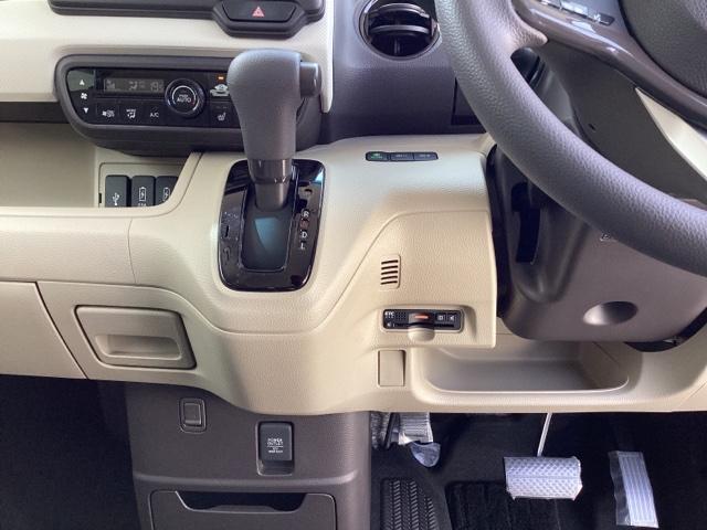 Ｎ－ＢＯＸ Ｇ・Ｌホンダセンシング　ナビ装着用スペシャルパッケージ＋ＥＴＣ車載器　追突被害軽減ブレーキ　ＩＳＴＯＰ　シートヒータ　ＬＥＤランプ　禁煙　ＵＳＢ入力　フルセグＴＶ　Ｂカメラ　両側スライド片側電動ドア　ナビＴＶ　オートエアコン（25枚目）