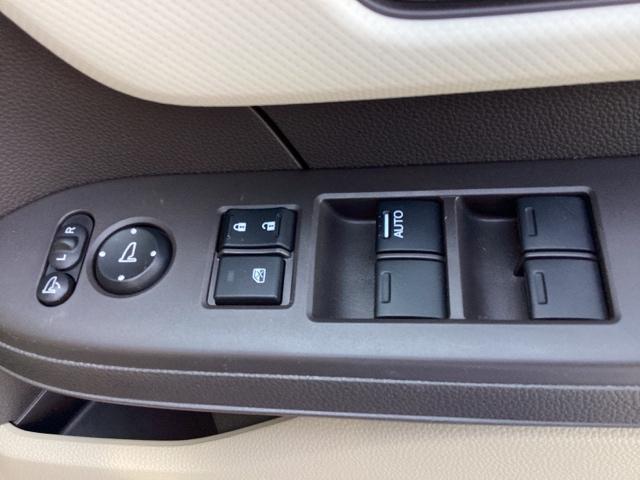 Ｎ－ＢＯＸ Ｇ・Ｌホンダセンシング　ナビ装着用スペシャルパッケージ＋ＥＴＣ車載器　追突被害軽減ブレーキ　ＩＳＴＯＰ　シートヒータ　ＬＥＤランプ　禁煙　ＵＳＢ入力　フルセグＴＶ　Ｂカメラ　両側スライド片側電動ドア　ナビＴＶ　オートエアコン（33枚目）