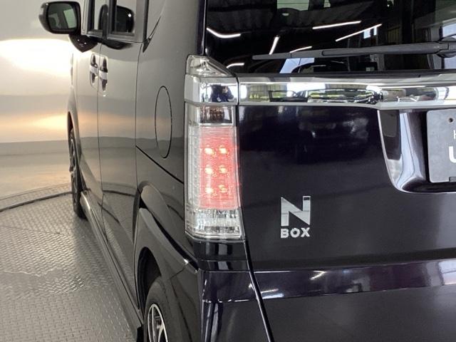 Ｎ－ＢＯＸカスタム Ｇ　ナビ　フルセグ　片側電動スライドドア　地デジ　スマートキー＆プッシュスタート　ＳＲＳ　ＷエアＢ　ＥＴＣ付き　横滑り防止　パワーステアリング　マニュアルエアコン　セキュリティ　ＰＷ　キーフリー　ＡＢＳ（33枚目）