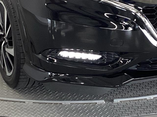 ヴェゼル ハイブリッドＲＳ・ホンダセンシング　純正メモリーナビ　ドラレコ　リアカメラ　ＥＴＣ付　定期点検記録簿　サイドＳＲＳ　Ｒカメ　フルオートエアコン　ＵＳＢ接続　両席エアバック　スマキー　オートクルーズコントロール　衝突軽減ブレーキシステム（24枚目）