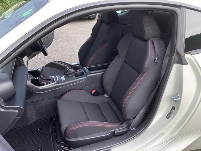 ＢＲＺ Ｒ　メモリーナビ　ドラレコ　ＥＴＣ　スマートキープッシュスタート　オートクルーズコントロール　キーレスエントリー　イモビライザー　地デジ　フルオートエアコン　ＬＥＤヘッドランプ　パワーウィンドウ　ＡＢＳ（17枚目）