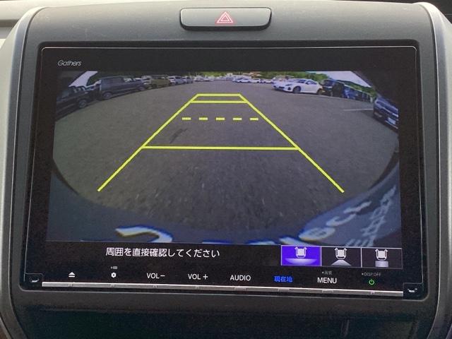 フリードハイブリッド ハイブリッド・Ｇホンダセンシング　メモリーナビ　ドラレコ　ＥＴＣ　軽減ブレーキ　キーフリーシステム　記録簿　ＤＶＤ再生可能　ＥＣＯＮ　禁煙　後カメラ　Ａクルーズ　地デジフルセグＴＶ　ＬＥＤヘッドランプ　シートＨ　横滑防止　３列シート（8枚目）