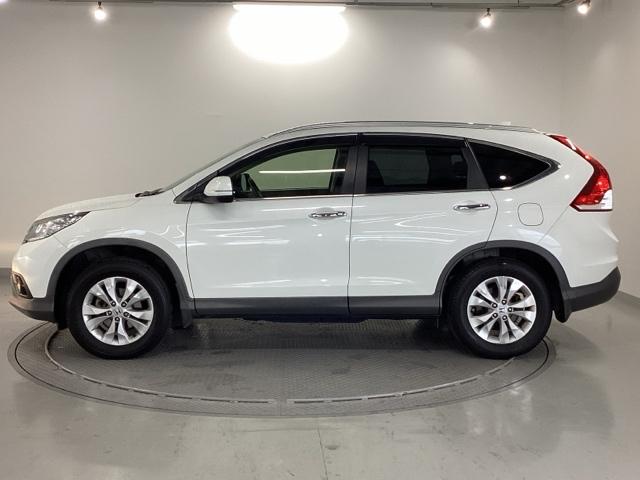 ＣＲ－Ｖ ２０Ｇ　純正ナビ　フルセグ　リアカメラ　アイドリングストップ　Ｗエアバッグ　ナビ＆ＴＶ　横滑防止装置　地デジ　キーフリー　盗難防止装置　スマ－トキ－　ＤＶＤ再生可能　オートクルーズコントロール　ＡＡＣ　ＡＢＳ（35枚目）