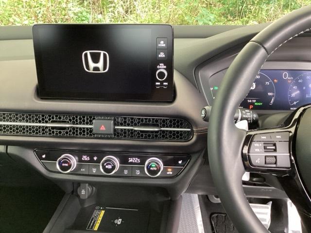 ZR-V e:HEVZ 純正メモリーナビ 本革パワーシート Pセンサー レザー Bカメラ サイドエアバック パワ-シ-ト ナビTV LEDヘッドライト USB接続 地デジ Sヒーター サポカー ETC車載器 Dレコ イモビ(3枚目)