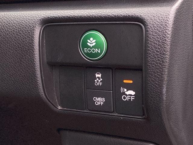 アコードハイブリッド ＥＸ　ＨＤＤナビ　リアカメラ　シートヒーター　リヤカメラ　衝突軽減システム　本革　盗難防止装置　パワーウィンドウ　地デジ　ＵＳＢ　ＬＥＤ　ＤＶＤ再生　記録簿　オートエアコン　ナビＴＶ　パワーステアリング（22枚目）