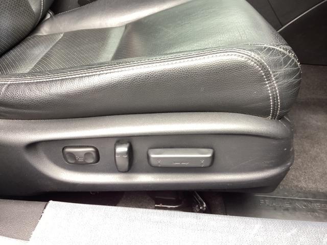 アコードハイブリッド ＥＸ　ＨＤＤナビ　リアカメラ　シートヒーター　リヤカメラ　衝突軽減システム　本革　盗難防止装置　パワーウィンドウ　地デジ　ＵＳＢ　ＬＥＤ　ＤＶＤ再生　記録簿　オートエアコン　ナビＴＶ　パワーステアリング（24枚目）