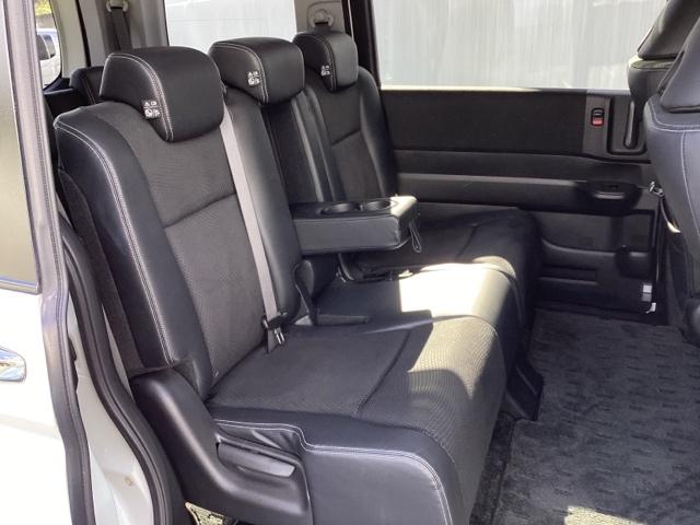 ステップワゴンスパーダ Zクールスピリット メモリーナビ リアカメラ ETC バックカメ キーフリー ナビTV 横滑防止 記録簿付き DVD視聴可能 フルオートエアコン パワーウインドウ Aクルーズ 三列シート 運転席エアバック パワステ(17枚目)