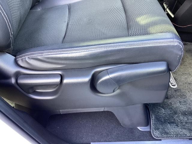 ステップワゴンスパーダ Zクールスピリット メモリーナビ リアカメラ ETC バックカメ キーフリー ナビTV 横滑防止 記録簿付き DVD視聴可能 フルオートエアコン パワーウインドウ Aクルーズ 三列シート 運転席エアバック パワステ(23枚目)