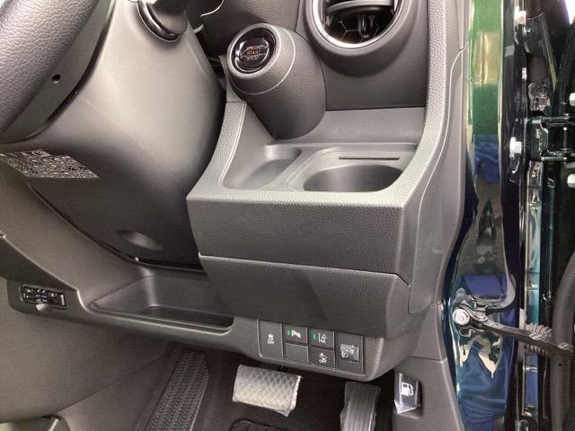 Ｎ－ＯＮＥ プレミアム　純正ナビ　フルセグ　リアカメラ　ＵＳＢポート　禁煙　衝突軽減　ＤＶＤ再生　ＥＳＣ　コーナーセンサー　ＬＥＤ　シ－トヒ－タ－　バックカメラ　カーテンエアバック　ナビＴＶ　スマートキー　ＡＡＣ　ＥＴＣ（15枚目）