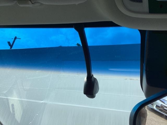 オデッセイ アブソルート・Ｘホンダセンシングアドバンスドパッケジ　メモリーナビ　ドラレコ　ＥＴＣ　記録簿　バックモニター付　ＡＢＳ　ＤＶＤ再生可　アイドリングストップ　ナビＴＶ　オートエアコン　クルコン　地デジ　スマキー　ＬＥＤヘッド　ＵＳＢ　コーナーセンサー（14枚目）