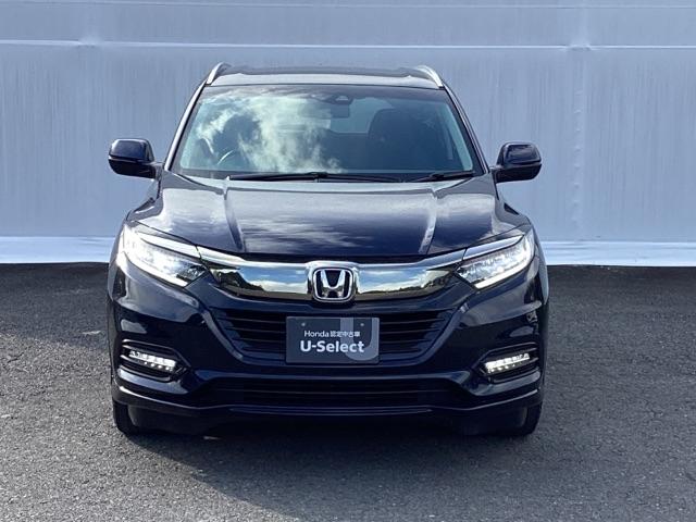 ヴェゼル ハイブリッドＺ・ホンダセンシング　メモリーナビ　リアカメラ　ＥＴＣ　レーダーサポート　Ｐセンサー　整備記録簿　横滑り防止システム　バックアイカメラ　盗難防止装置　シートヒーター付　スマ－トキ－　ＥＣＯモード　パワーウィンド　ＵＳＢ接続（7枚目）