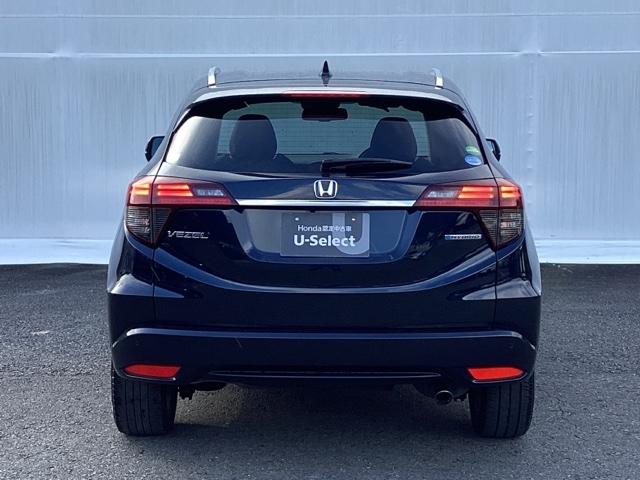 ヴェゼル ハイブリッドＺ・ホンダセンシング　メモリーナビ　リアカメラ　ＥＴＣ　レーダーサポート　Ｐセンサー　整備記録簿　横滑り防止システム　バックアイカメラ　盗難防止装置　シートヒーター付　スマ－トキ－　ＥＣＯモード　パワーウィンド　ＵＳＢ接続（10枚目）