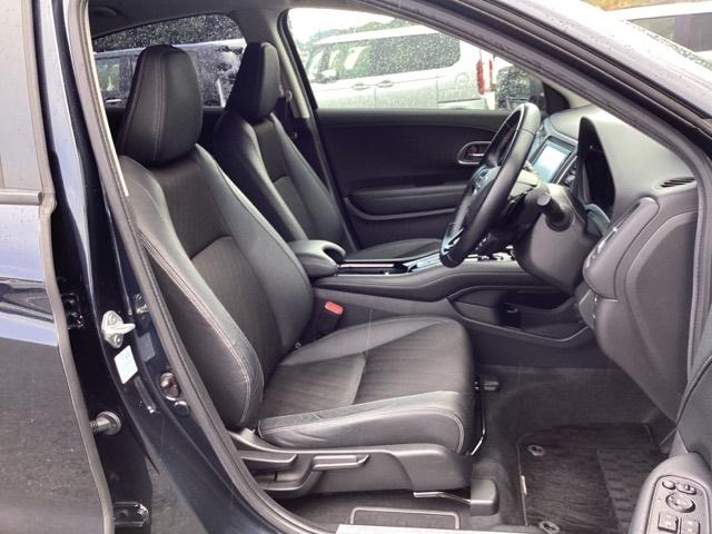 ヴェゼル ハイブリッドＺ・ホンダセンシング　メモリーナビ　リアカメラ　ＥＴＣ　レーダーサポート　Ｐセンサー　整備記録簿　横滑り防止システム　バックアイカメラ　盗難防止装置　シートヒーター付　スマ－トキ－　ＥＣＯモード　パワーウィンド　ＵＳＢ接続（17枚目）