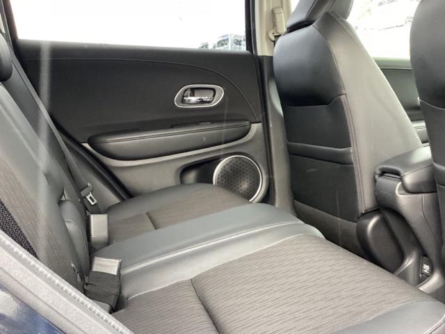 ヴェゼル ハイブリッドＺ・ホンダセンシング　メモリーナビ　リアカメラ　ＥＴＣ　レーダーサポート　Ｐセンサー　整備記録簿　横滑り防止システム　バックアイカメラ　盗難防止装置　シートヒーター付　スマ－トキ－　ＥＣＯモード　パワーウィンド　ＵＳＢ接続（27枚目）