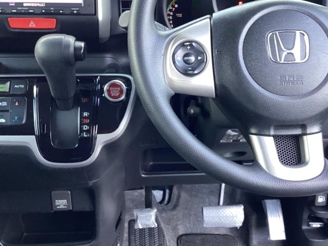 Ｎ－ＢＯＸ ＧＳＳパッケージ　メモリーナビ　リアカメラ　ＣＤ　Ｗ電動ドア　Ｉストップ　ブレーキサポート　ダブルエアバック　サイドカーテンエアバック　点検記録簿　イモビ　スマートキー＆プッシュスタート　ベンチシ－ト　キーレスエントリ（13枚目）