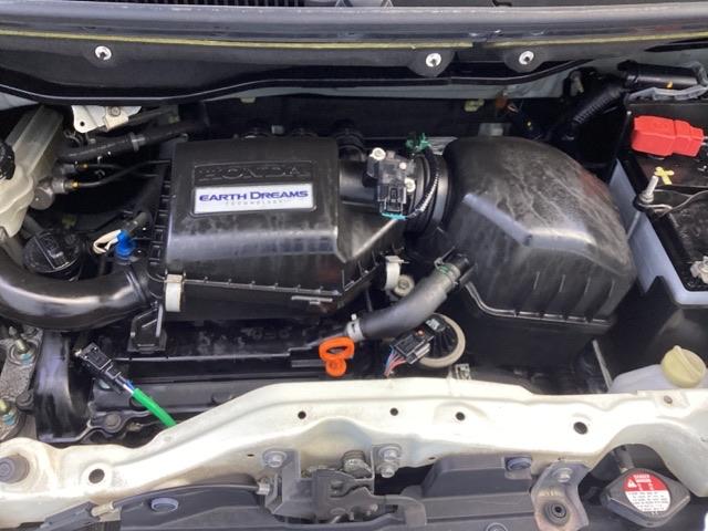 Ｎ－ＢＯＸ ＧＳＳパッケージ　メモリーナビ　リアカメラ　ＣＤ　Ｗ電動ドア　Ｉストップ　ブレーキサポート　ダブルエアバック　サイドカーテンエアバック　点検記録簿　イモビ　スマートキー＆プッシュスタート　ベンチシ－ト　キーレスエントリ（16枚目）