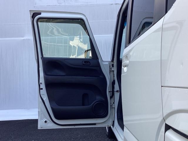 Ｎ－ＢＯＸ ＧＳＳパッケージ　メモリーナビ　リアカメラ　ＣＤ　Ｗ電動ドア　Ｉストップ　ブレーキサポート　ダブルエアバック　サイドカーテンエアバック　点検記録簿　イモビ　スマートキー＆プッシュスタート　ベンチシ－ト　キーレスエントリ（25枚目）