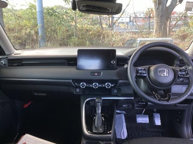 ヴェゼル e:HEVZ 純正ナビ フルセグ リアカメラ 衝突回避支援ブレーキ機能 スマキ Pトランク フルオートエアコン Dレコ エアバッグ 両席エアバック Rカメ パワーウィンドウ LEDランプ ソナー クルーズC USB(3枚目)