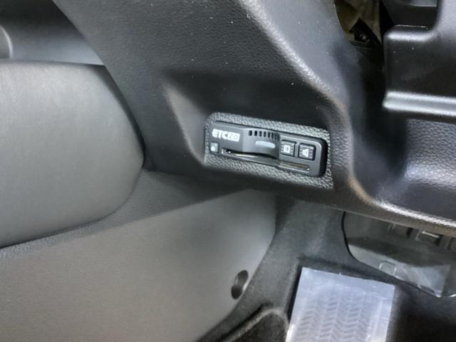 ヴェゼル e:HEVZ 純正ナビ フルセグ リアカメラ 衝突回避支援ブレーキ機能 スマキ Pトランク フルオートエアコン Dレコ エアバッグ 両席エアバック Rカメ パワーウィンドウ LEDランプ ソナー クルーズC USB(16枚目)