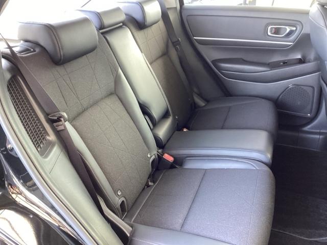 ヴェゼル e:HEVZ 純正ナビ フルセグ リアカメラ 衝突回避支援ブレーキ機能 スマキ Pトランク フルオートエアコン Dレコ エアバッグ 両席エアバック Rカメ パワーウィンドウ LEDランプ ソナー クルーズC USB(20枚目)