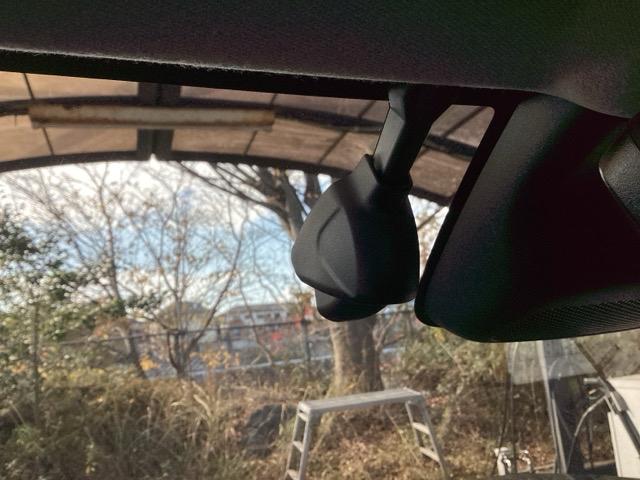 ヴェゼル e:HEVZ 純正ナビ フルセグ リアカメラ 衝突回避支援ブレーキ機能 スマキ Pトランク フルオートエアコン Dレコ エアバッグ 両席エアバック Rカメ パワーウィンドウ LEDランプ ソナー クルーズC USB(23枚目)