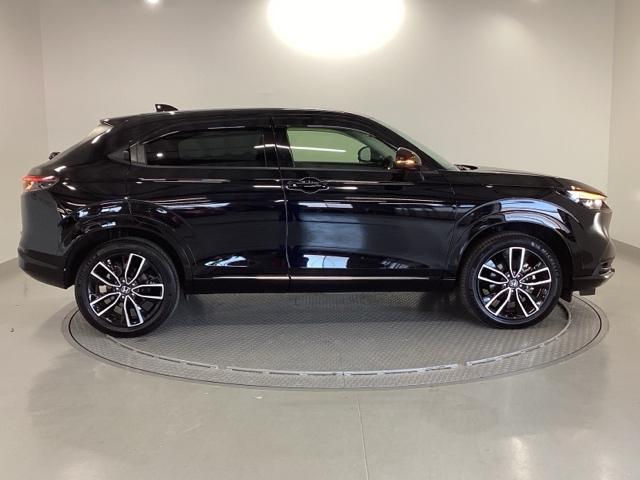 ヴェゼル e:HEVZ 純正ナビ フルセグ リアカメラ 衝突回避支援ブレーキ機能 スマキ Pトランク フルオートエアコン Dレコ エアバッグ 両席エアバック Rカメ パワーウィンドウ LEDランプ ソナー クルーズC USB(32枚目)