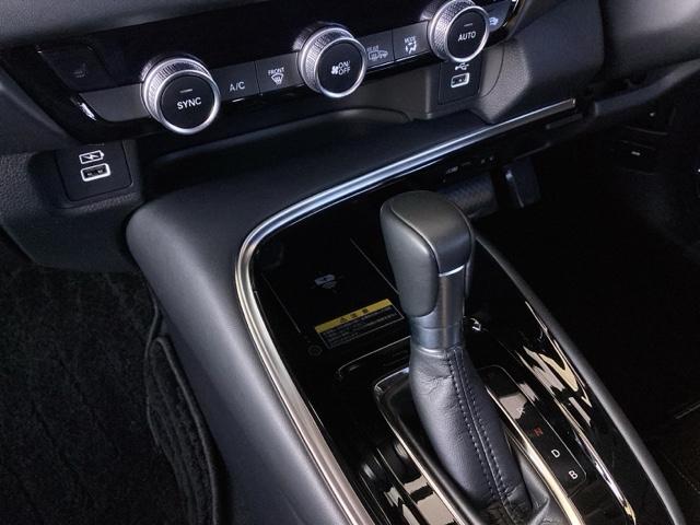 ヴェゼル e:HEVZ 純正ナビ フルセグ リアカメラ 衝突回避支援ブレーキ機能 スマキ Pトランク フルオートエアコン Dレコ エアバッグ 両席エアバック Rカメ パワーウィンドウ LEDランプ ソナー クルーズC USB(44枚目)