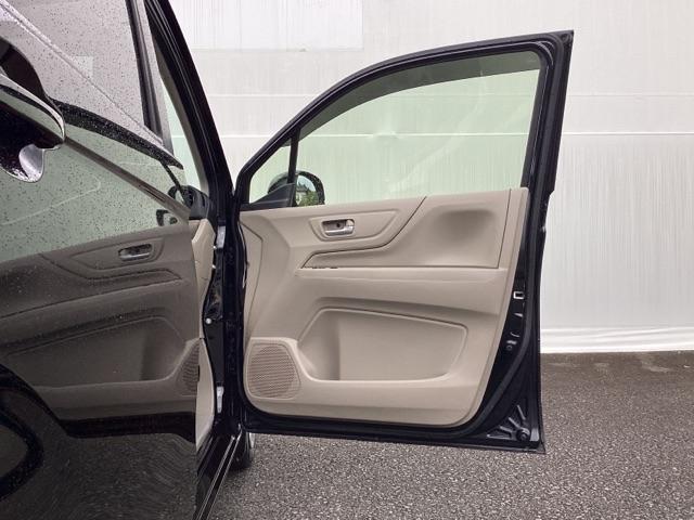 N-WGN C CD ABS 助手席エアバッグ ECON エアバッグ 横滑り防止 記録簿 パワーウインドウ フルオートエアコン 盗難防止システム パワーステアリング スマートキー キーレス付き ベンチシ-ト(24枚目)