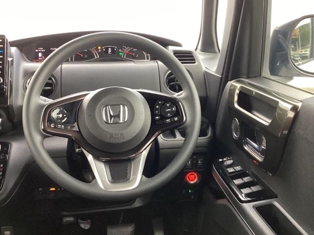 Ｎ－ＢＯＸカスタム Ｇ・ＥＸホンダセンシング　メモリーナビ　ＥＴＣ　リアカメラ　エアコン　盗難防止システム　ＰＷ　ドライブレコーダー　キーフリーシステム　ナビＴＶ　サイドエアバッグ　ＡＢＳ　ＬＥＤヘッドランプ　フルセグテレビ　スマキー　エアバッグ（3枚目）