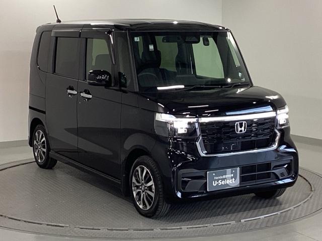 Ｎ－ＢＯＸカスタム ベースグレード　試乗車　メモリーナビ　ドラレコ　ＥＴＣ　ＵＳＢ接続　ＣＭＢＳ　Ｄレコ　禁煙　ベンチシート　オートエアコン　スマートキ　ＬＥＤ　盗難防止装置　クルコン　バックカメラ　フルセグＴＶ　パワーステアリング（8枚目）