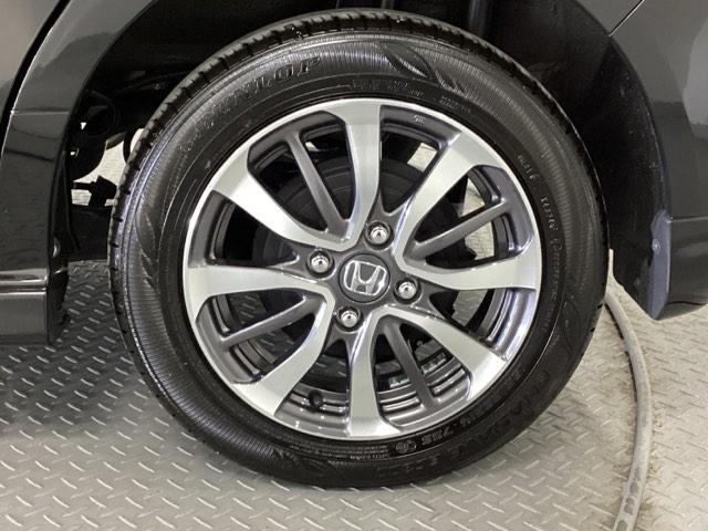 Ｎ－ＢＯＸカスタム ベースグレード　試乗車　メモリーナビ　ドラレコ　ＥＴＣ　ＵＳＢ接続　ＣＭＢＳ　Ｄレコ　禁煙　ベンチシート　オートエアコン　スマートキ　ＬＥＤ　盗難防止装置　クルコン　バックカメラ　フルセグＴＶ　パワーステアリング（21枚目）