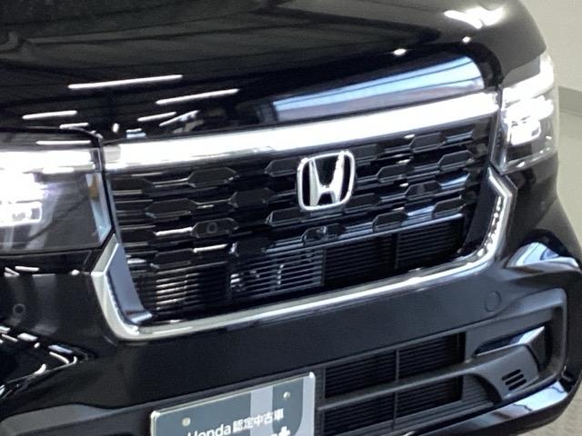 Ｎ－ＢＯＸカスタム ベースグレード　試乗車　メモリーナビ　ドラレコ　ＥＴＣ　ＵＳＢ接続　ＣＭＢＳ　Ｄレコ　禁煙　ベンチシート　オートエアコン　スマートキ　ＬＥＤ　盗難防止装置　クルコン　バックカメラ　フルセグＴＶ　パワーステアリング（23枚目）