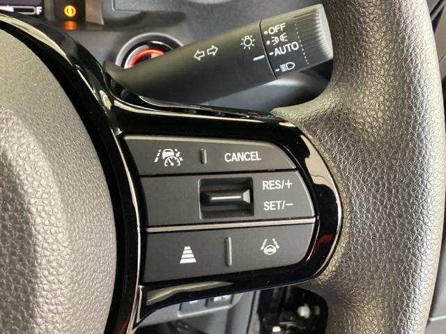 Ｎ－ＢＯＸカスタム ベースグレード　試乗車　メモリーナビ　ドラレコ　ＥＴＣ　ＵＳＢ接続　ＣＭＢＳ　Ｄレコ　禁煙　ベンチシート　オートエアコン　スマートキ　ＬＥＤ　盗難防止装置　クルコン　バックカメラ　フルセグＴＶ　パワーステアリング（38枚目）