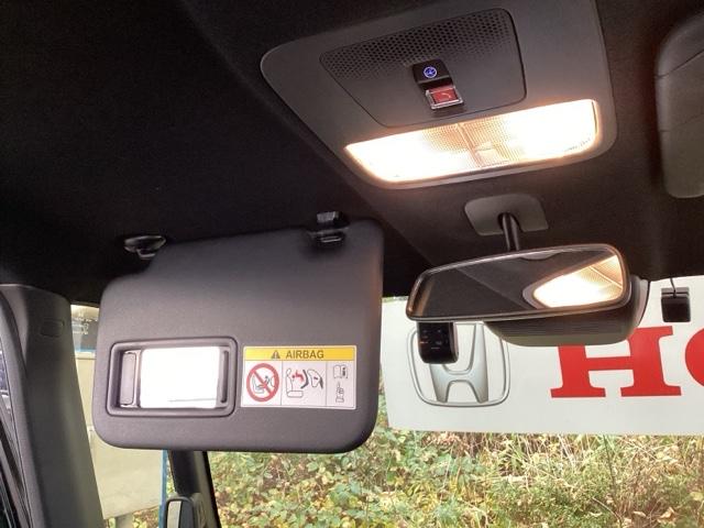 Ｎ－ＢＯＸカスタム ベースグレード　試乗車　メモリーナビ　ドラレコ　ＥＴＣ　ＵＳＢ接続　ＣＭＢＳ　Ｄレコ　禁煙　ベンチシート　オートエアコン　スマートキ　ＬＥＤ　盗難防止装置　クルコン　バックカメラ　フルセグＴＶ　パワーステアリング（44枚目）