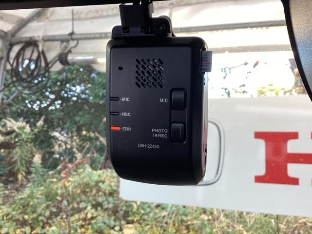 Ｎ－ＢＯＸカスタム ベースグレード　試乗車　メモリーナビ　ドラレコ　ＥＴＣ　ＵＳＢ接続　ＣＭＢＳ　Ｄレコ　禁煙　ベンチシート　オートエアコン　スマートキ　ＬＥＤ　盗難防止装置　クルコン　バックカメラ　フルセグＴＶ　パワーステアリング（47枚目）