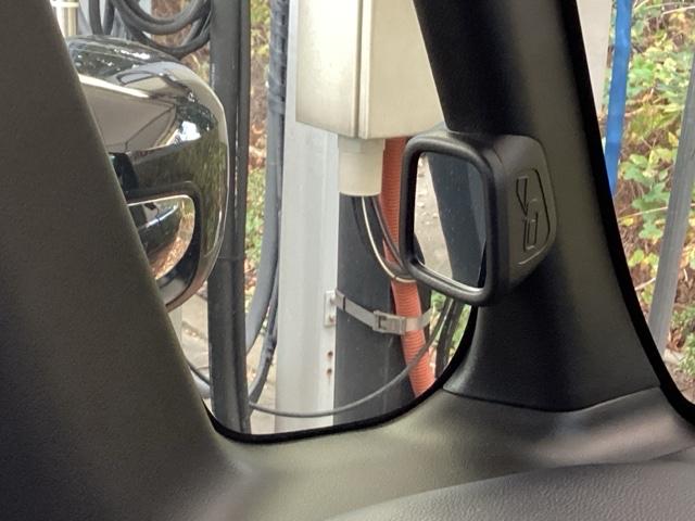 Ｎ－ＢＯＸカスタム ベースグレード　試乗車　メモリーナビ　ドラレコ　ＥＴＣ　ＵＳＢ接続　ＣＭＢＳ　Ｄレコ　禁煙　ベンチシート　オートエアコン　スマートキ　ＬＥＤ　盗難防止装置　クルコン　バックカメラ　フルセグＴＶ　パワーステアリング（48枚目）