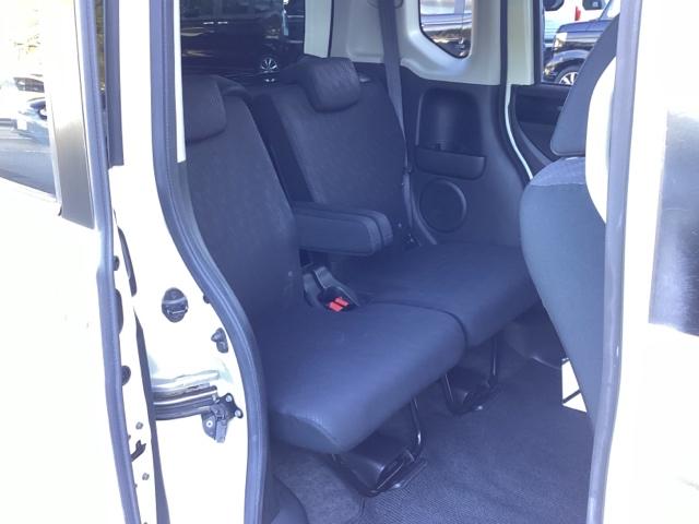 N-BOXカスタム G・ターボパッケージ ディスプレイオーディオ スマートキー セキュリティ パワーウインドウ ESC キーレスエントリー オートクルーズコントロール ABS 助手席エアバック パワーステアリング ターボ USB エアバック(17枚目)