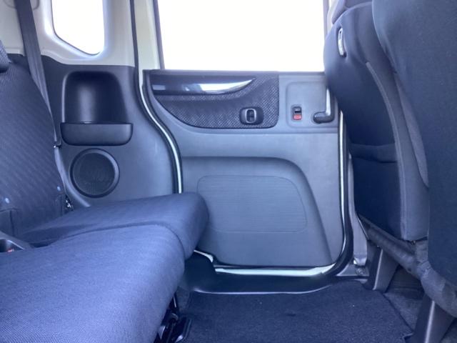 N-BOXカスタム G・ターボパッケージ ディスプレイオーディオ スマートキー セキュリティ パワーウインドウ ESC キーレスエントリー オートクルーズコントロール ABS 助手席エアバック パワーステアリング ターボ USB エアバック(26枚目)