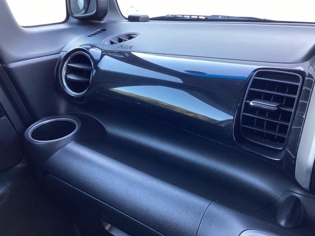 N-BOXカスタム G・ターボパッケージ ディスプレイオーディオ スマートキー セキュリティ パワーウインドウ ESC キーレスエントリー オートクルーズコントロール ABS 助手席エアバック パワーステアリング ターボ USB エアバック(29枚目)