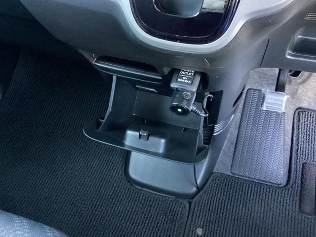 N-BOXカスタム G・ターボパッケージ ディスプレイオーディオ スマートキー セキュリティ パワーウインドウ ESC キーレスエントリー オートクルーズコントロール ABS 助手席エアバック パワーステアリング ターボ USB エアバック(30枚目)