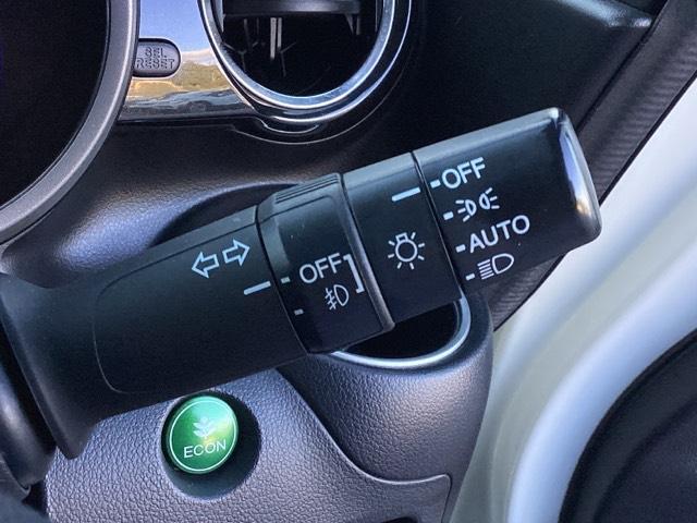 N-BOXカスタム G・ターボパッケージ ディスプレイオーディオ スマートキー セキュリティ パワーウインドウ ESC キーレスエントリー オートクルーズコントロール ABS 助手席エアバック パワーステアリング ターボ USB エアバック(32枚目)