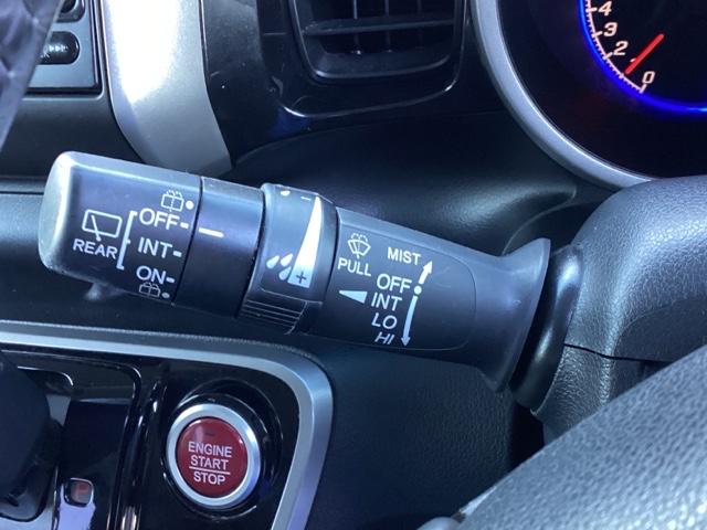 N-BOXカスタム G・ターボパッケージ ディスプレイオーディオ スマートキー セキュリティ パワーウインドウ ESC キーレスエントリー オートクルーズコントロール ABS 助手席エアバック パワーステアリング ターボ USB エアバック(33枚目)