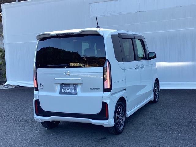 N-BOXカスタム ベースグレード USB接続 CMBS Dレコ 禁煙 オートエアコン スマートキ LED 盗難防止装置 クルコン ETC バックカメラ フルセグTV パワーステアリング エアバッグ ESC フリーキー(8枚目)