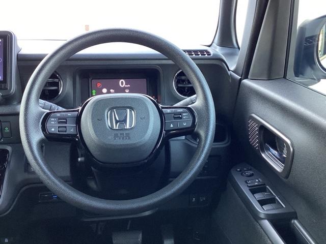 N-BOXカスタム ベースグレード USB接続 CMBS Dレコ 禁煙 オートエアコン スマートキ LED 盗難防止装置 クルコン ETC バックカメラ フルセグTV パワーステアリング エアバッグ ESC フリーキー(21枚目)